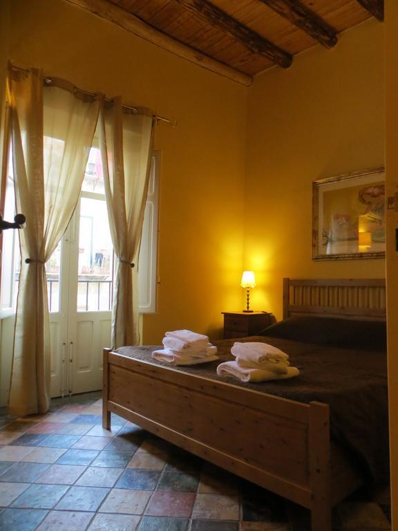 Junior Suite Cattedrale ปาแลร์โม ภายนอก รูปภาพ